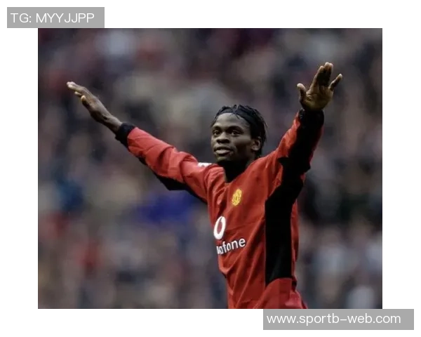 曼联旧将感叹姆伯莫阿玛德离队后右路防线崩溃局面 曼联旧将感叹姆伯莫阿玛德离队后右路防线崩溃局面