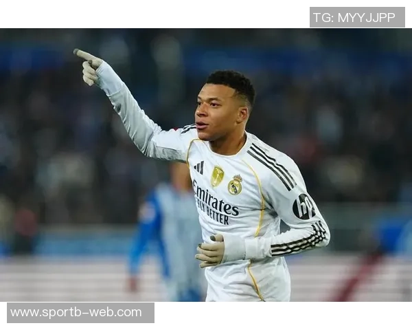 皇马公布对阵阿拉维斯大名单姆巴佩领衔维尼修斯赫伊森同场竞技